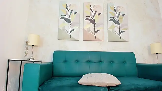 miranda villa online show from 09/19/25, 12:28