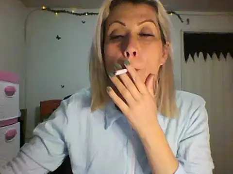 Snapshot of alixia81 chatting on 12/28/24, 09:20 alixia81 online show from 12/28/24, 09:20
