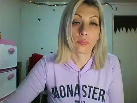 Snapshot of alixia81 chatting on 01/08/25, 09:32 alixia81 online show from 01/08/25, 09:32