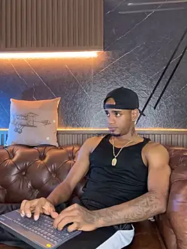 AaronCruz  online show from 02/11/26, 01:32