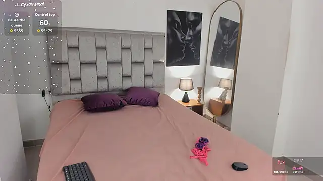 Snapshot of Harmony_Malkova chatting on 06/19/26, 12:04 Harmony Malkova online show from 06/19/26, 12:04