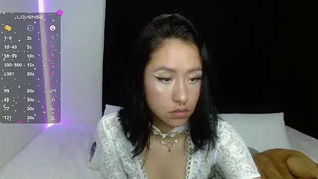 Snapshot of Anne_Nicholson chatting on 12/27/24, 03:31 Anne Nicholson online show from 12/27/24, 03:31