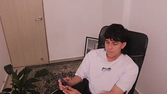 Tony Hoffa online show from 02/24/26, 05:44