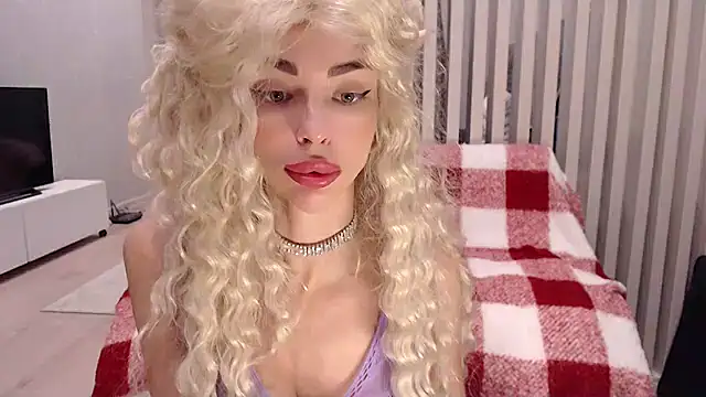 MiloTheName online show from 12/26/24, 04:21