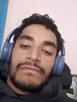 Snapshot of nskgenz chatting on 11/05/25, 08:53 nskgenz online show from 11/05/25, 08:53