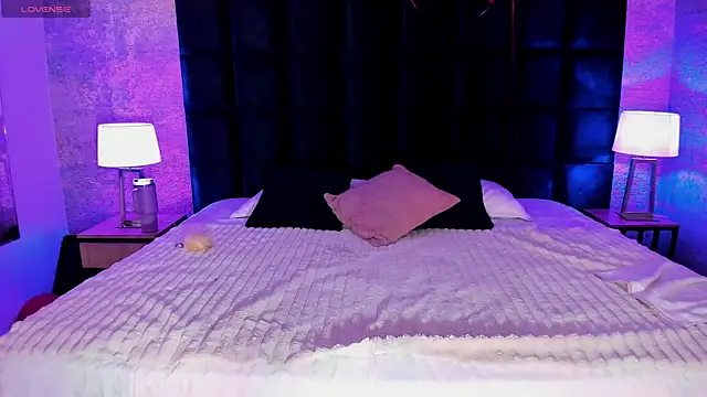 LottiCarter online show from 02/18/25, 03:42