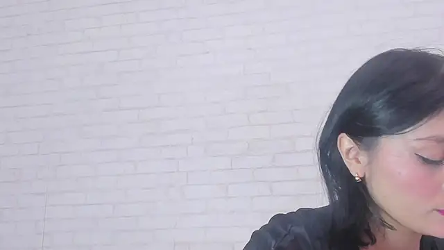 Snapshot of Tiffany_mendez chatting on 01/29/25, 12:13 Tiffany mendez online show from 01/29/25, 12:13