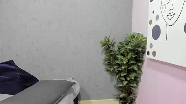 Tiffany mendez online show from 02/05/26, 12:10