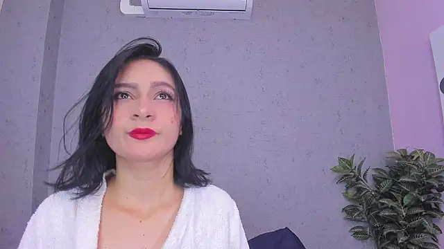 Tiffany mendez online show from 03/30/26, 12:06