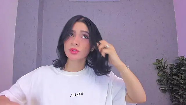Tiffany mendez online show from 04/24/26, 12:07