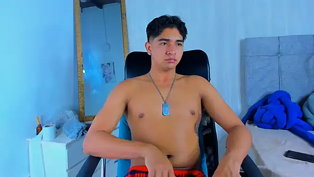 Snapshot of Muichiro_tokito1 chatting on 01/08/25, 04:44 Muichiro tokito1 online show from 01/08/25, 04:44