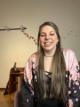 Snapshot of Annie_aww chatting on 03/23/25, 12:26 Annie aww online show from 03/23/25, 12:26