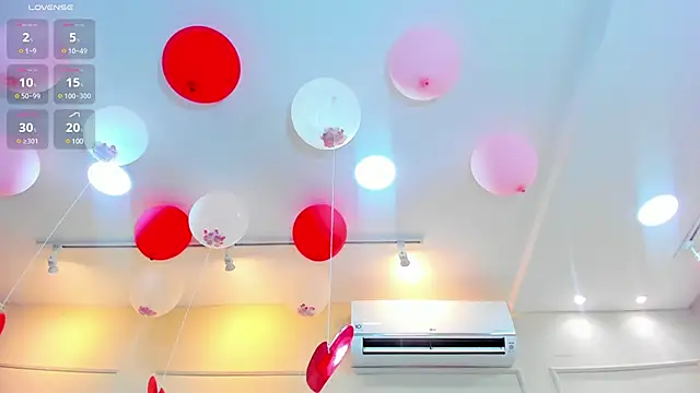 nahomygrey  online show from 02/17/25, 11:20