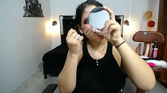 Snapshot of candy_hairy chatting on 03/09/25, 03:32 candy hairy online show from 03/09/25, 03:32