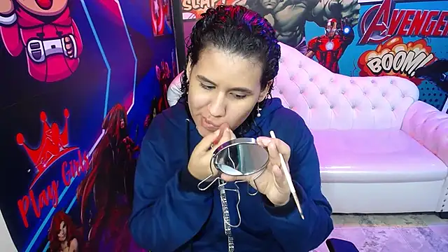 Snapshot of candy_hairy chatting on 03/23/25, 03:21 candy hairy online show from 03/23/25, 03:21