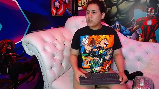 Snapshot of candy_hairy chatting on 10/29/25, 02:14 candy hairy online show from 10/29/25, 02:14