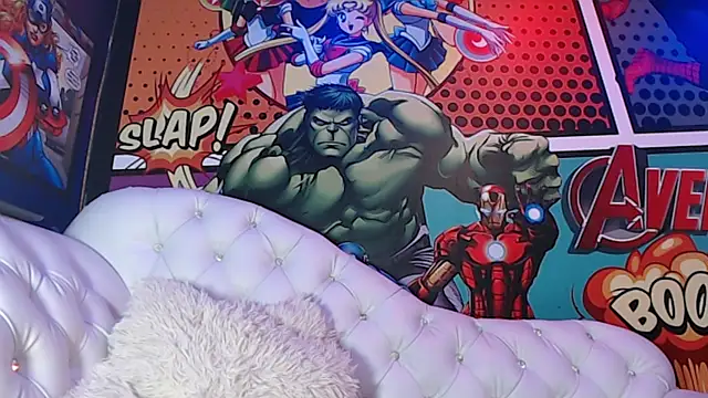 Snapshot of candy_hairy chatting on 12/14/25, 04:07 candy hairy online show from 12/14/25, 04:07