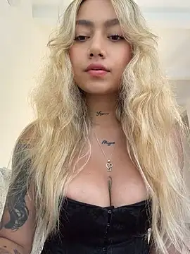 amanda-medrano1 online show from 07/02/26, 04:13