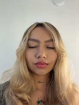 amanda-medrano1 online show from 07/28/26, 02:35