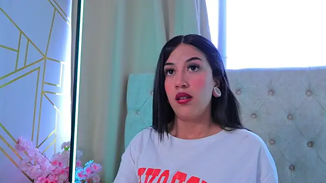 JulessCornett online show from 01/13/25, 08:15