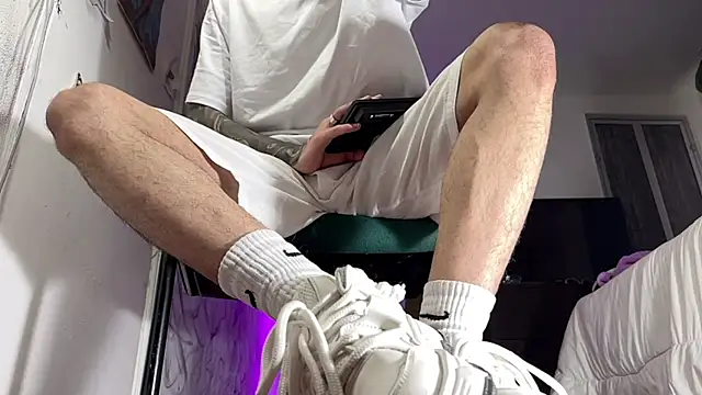 Snapshot of Saturno_v chatting on 01/18/25, 10:39 Saturno v online show from 01/18/25, 10:39