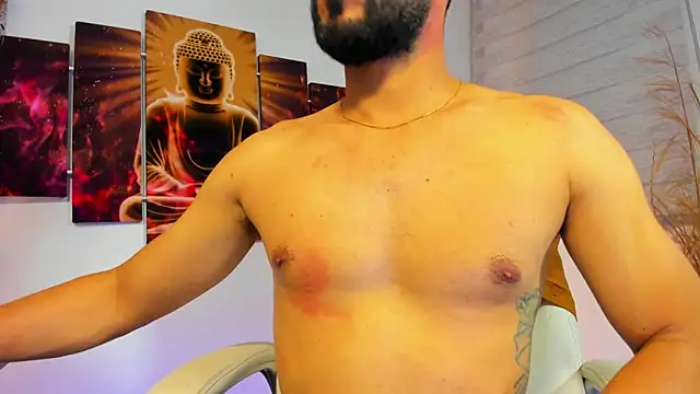 Snapshot of alessandro_wye chatting on 02/27/25, 05:56 alessandro wye online show from 02/27/25, 05:56