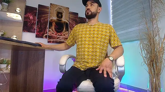 Snapshot of alessandro_wye chatting on 03/20/25, 01:37 alessandro wye online show from 03/20/25, 01:37