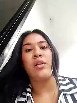 Snapshot of Miia_grand chatting on 12/12/24, 09:58 Miia grand online show from 12/12/24, 09:58