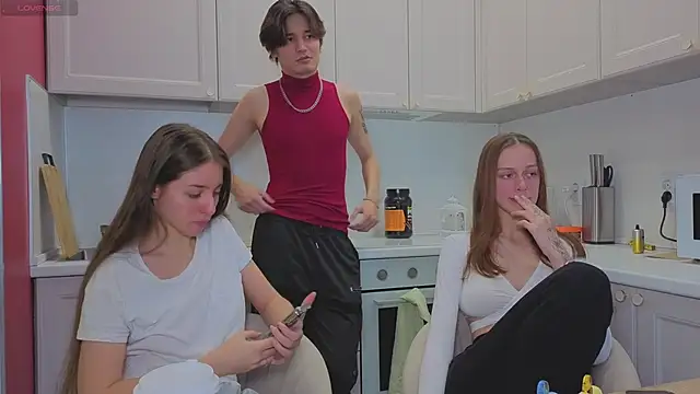 Snapshot of fcjuicy_pussy chatting on 11/24/25, 10:59 fcjuicy pussy online show from 11/24/25, 10:59