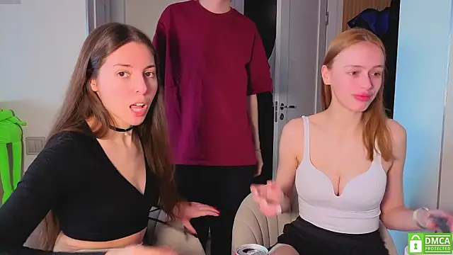 Snapshot of fcjuicy_pussy chatting on 02/12/26, 11:27 fcjuicy pussy online show from 02/12/26, 11:27