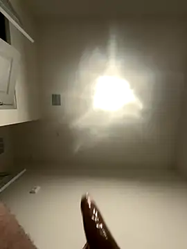 Snapshot of PointingPetrol chatting on 10/19/25, 11:38 PointingPetrol online show from 10/19/25, 11:38