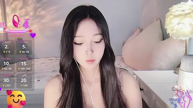 -Tilana- online show from 09/14/25, 12:21