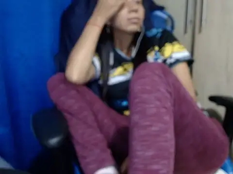 Erotic latina online show from 11/26/25, 12:11