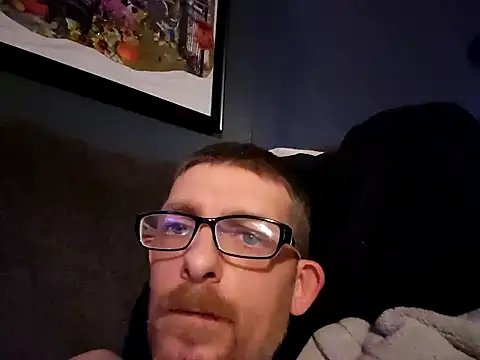 Snapshot of MysteriousFire23 chatting on 12/19/24, 01:07 MysteriousFire23 online show from 12/19/24, 01:07