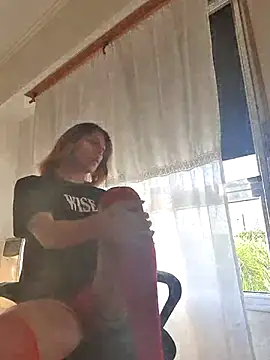 Snapshot of Yerucita chatting on 03/15/25, 08:32 Yerucita online show from 03/15/25, 08:32