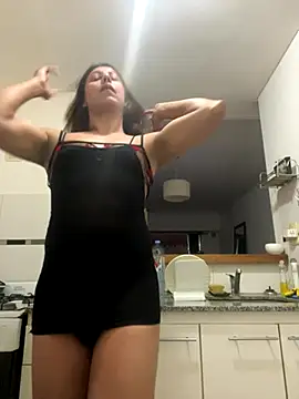 Snapshot of Yerucita chatting on 11/04/25, 02:54 Yerucita online show from 11/04/25, 02:54