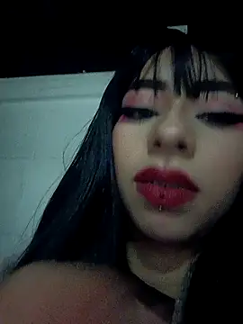 hanna  azumi online show from 02/06/25, 06:51