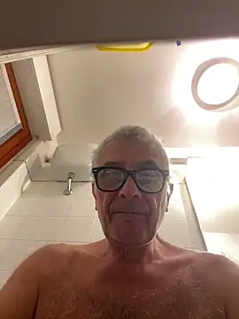 Snapshot of 4n4l1zz4m1 chatting on 03/07/25, 07:27 4n4l1zz4m1 online show from 03/07/25, 07:27