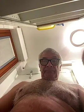 Snapshot of 4n4l1zz4m1 chatting on 03/09/25, 12:31 4n4l1zz4m1 online show from 03/09/25, 12:31