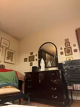 Snapshot of 4n4l1zz4m1 chatting on 11/08/25, 11:47 4n4l1zz4m1 online show from 11/08/25, 11:47