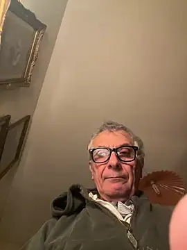 Snapshot of 4n4l1zz4m1 chatting on 01/13/26, 06:57 4n4l1zz4m1 online show from 01/13/26, 06:57