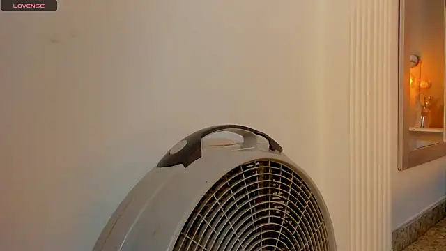 Snapshot of isa_lancaster chatting on 02/28/25, 07:25 isa lancaster online show from 02/28/25, 07:25