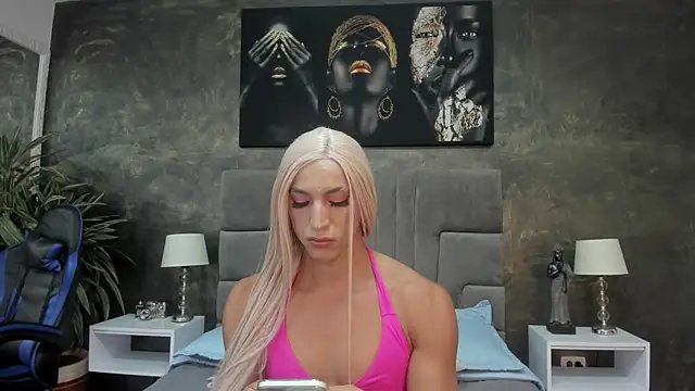 Snapshot of isa_lancaster chatting on 10/21/25, 08:53 isa lancaster online show from 10/21/25, 08:53