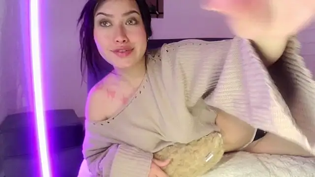 Snapshot of Emilyswan04 chatting on 02/27/25, 07:15 Emilyswan04 online show from 02/27/25, 07:15