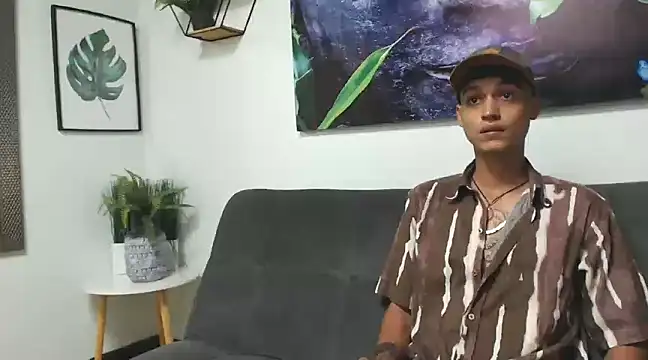 Reidendick99 online show from 12/12/24, 06:42