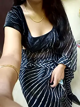 Snapshot of Roja-Telugu777 chatting on 02/28/25, 12:54 Roja-Telugu777 online show from 02/28/25, 12:54