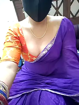 Snapshot of Roja-Telugu777 chatting on 09/20/25, 03:29 Roja-Telugu777 online show from 09/20/25, 03:29