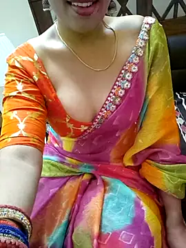 Snapshot of Roja-Telugu777 chatting on 09/27/25, 04:39 Roja-Telugu777 online show from 09/27/25, 04:39