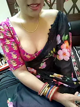 Snapshot of Roja-Telugu777 chatting on 10/06/25, 02:09 Roja-Telugu777 online show from 10/06/25, 02:09