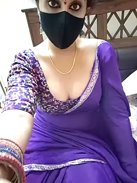 Snapshot of Roja-Telugu777 chatting on 10/09/25, 02:48 Roja-Telugu777 online show from 10/09/25, 02:48